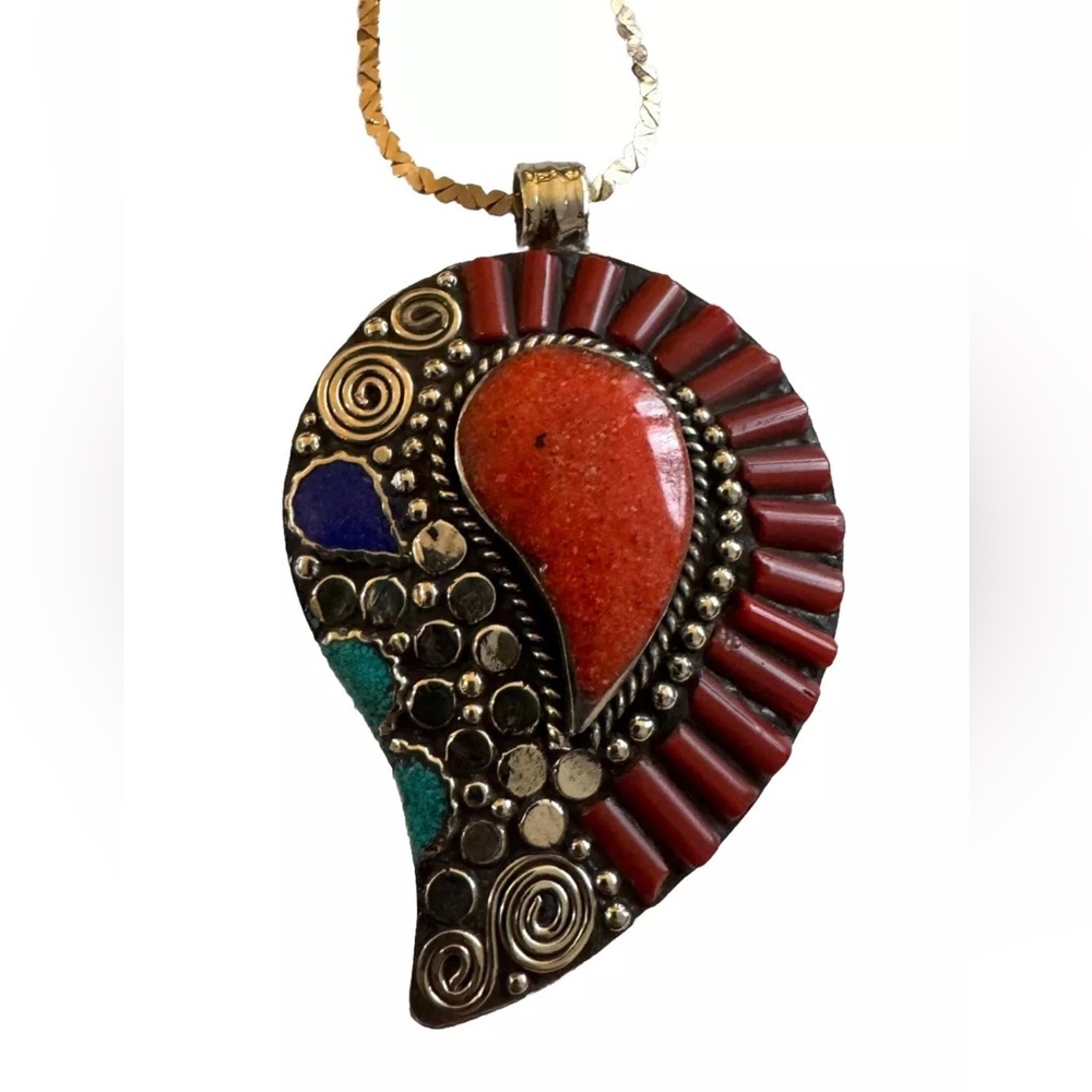 Vintage & Handcrafted Tibetan Tribal Theme Pendant Inlay With Stones & Silver🔥
